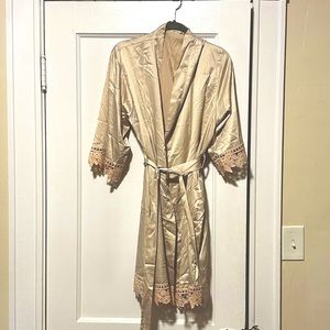 Cream silk robe with lace edging